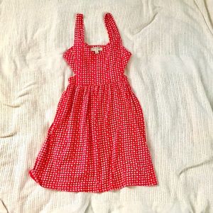 🌸 UO MINI DRESS LITTLE HEARTS WITH SIDE CUTOUTS